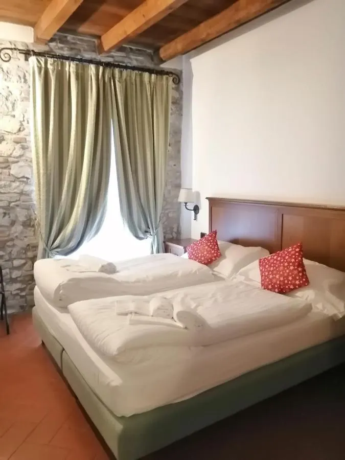 Country house Cascina Belvedi Guest House Clanezzo