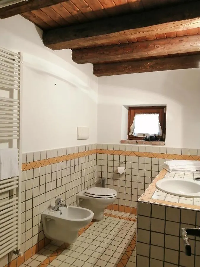 Cascina Belvedi Guest House Clanezzo Country house