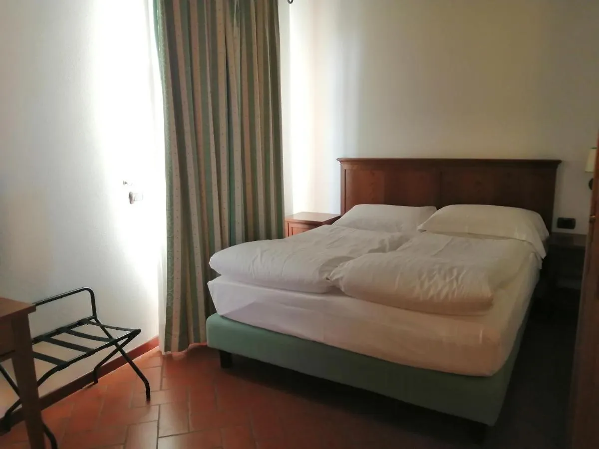 Cascina Belvedi Guest House Clanezzo