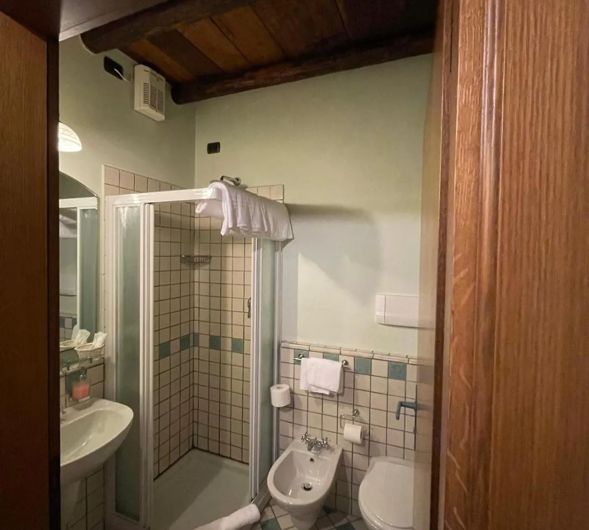 Cascina Belvedi Guest House Clanezzo Italy